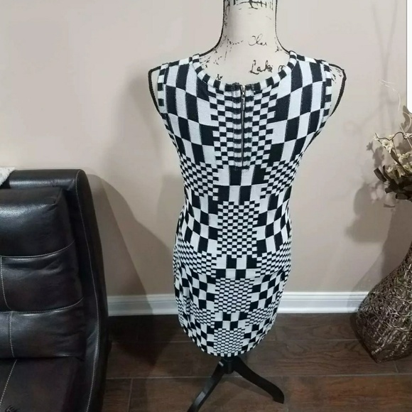 * SOLD * - Picture 2 of 6